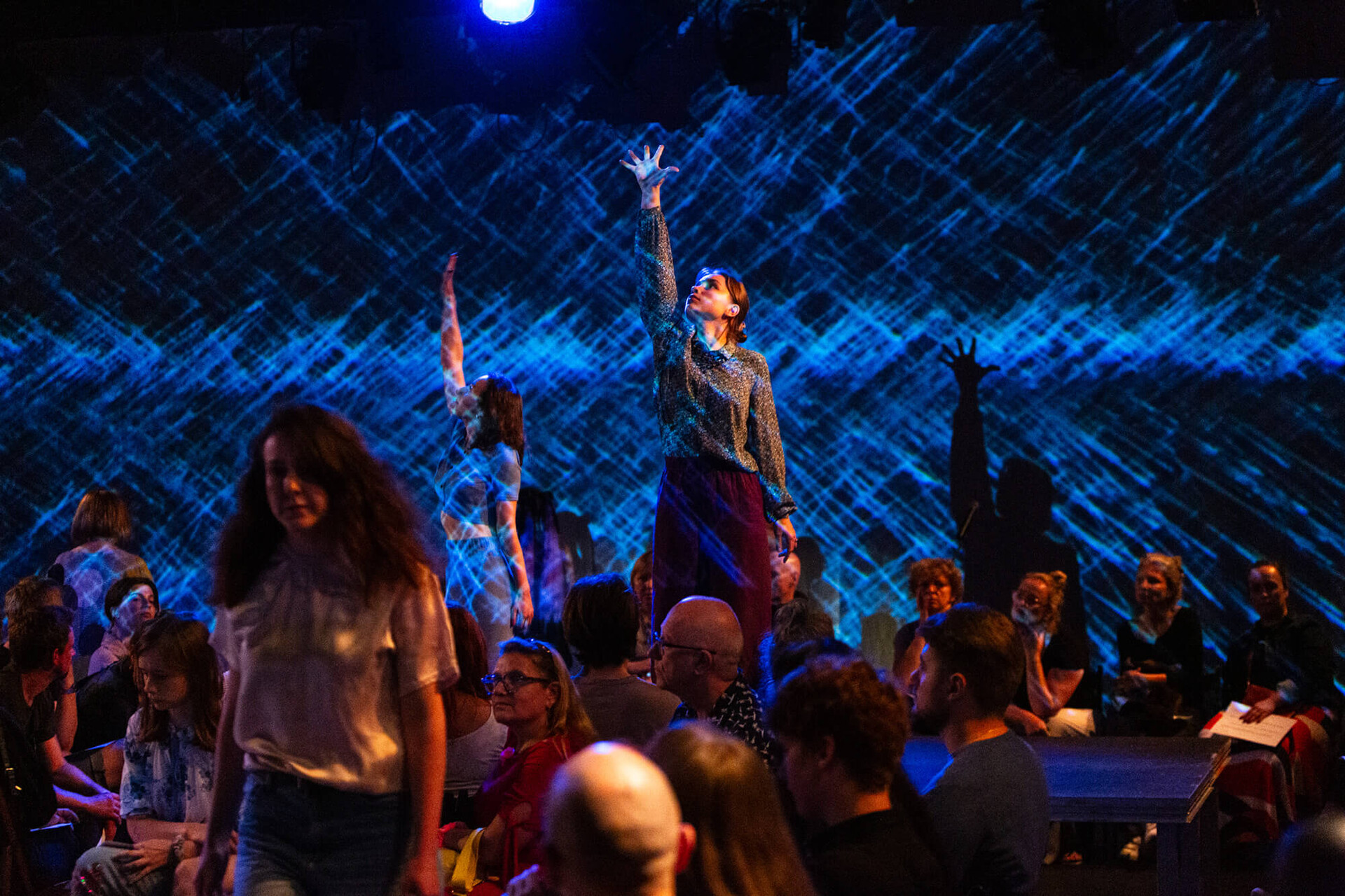 Ilustracja aktualności Once again